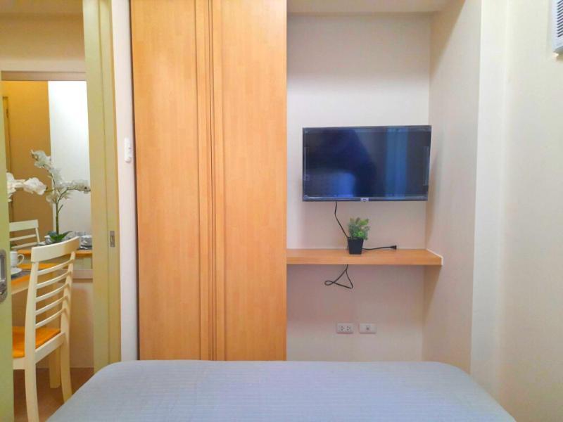 Aparthotel Laureano Di Trevi Tower Manila Zewnętrze zdjęcie